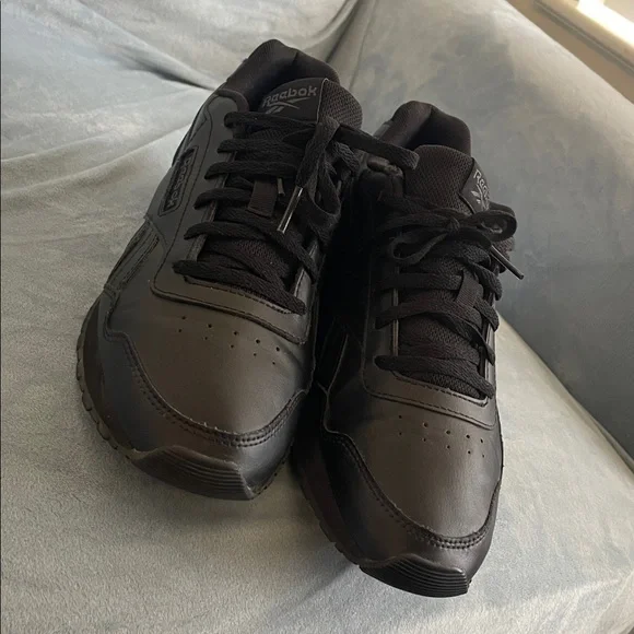 Reebok Classic Black Athletic Shoes - Picture 7 of 11